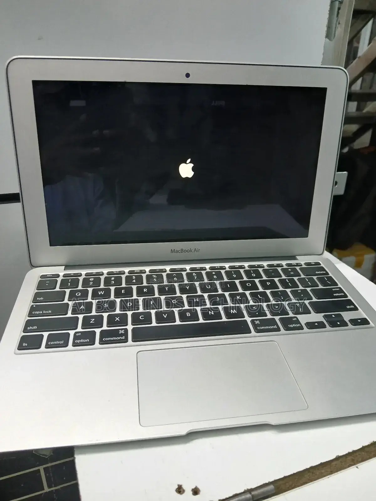 Laptop Apple MacBook Air 4GB Intel Core I5 SSD 128GB