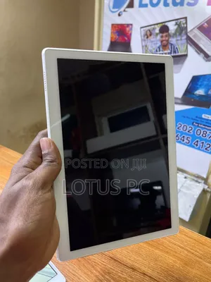 Lenovo Tab E10 32 GB White