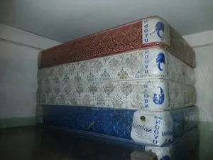 Boomer! White 4 X 6 X 10" High Density Quilted Mattresses