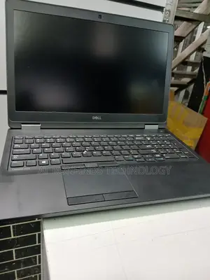 Laptop Dell Latitude 15 E5570 8GB Intel Core I5 SSD 256GB