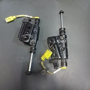 Bonet Shock Toyota Crown