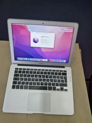 Laptop Apple MacBook Air 2017 8GB Intel Core I5 SSD 128GB