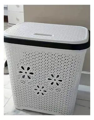 Laundry Basket With a Lid*