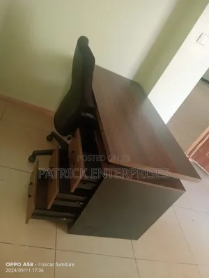 Executive Imported Office Desk 1.4 Mtrs