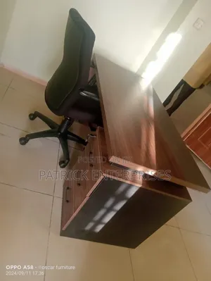 Executive Imported Office Desk 1.4 Mtrs