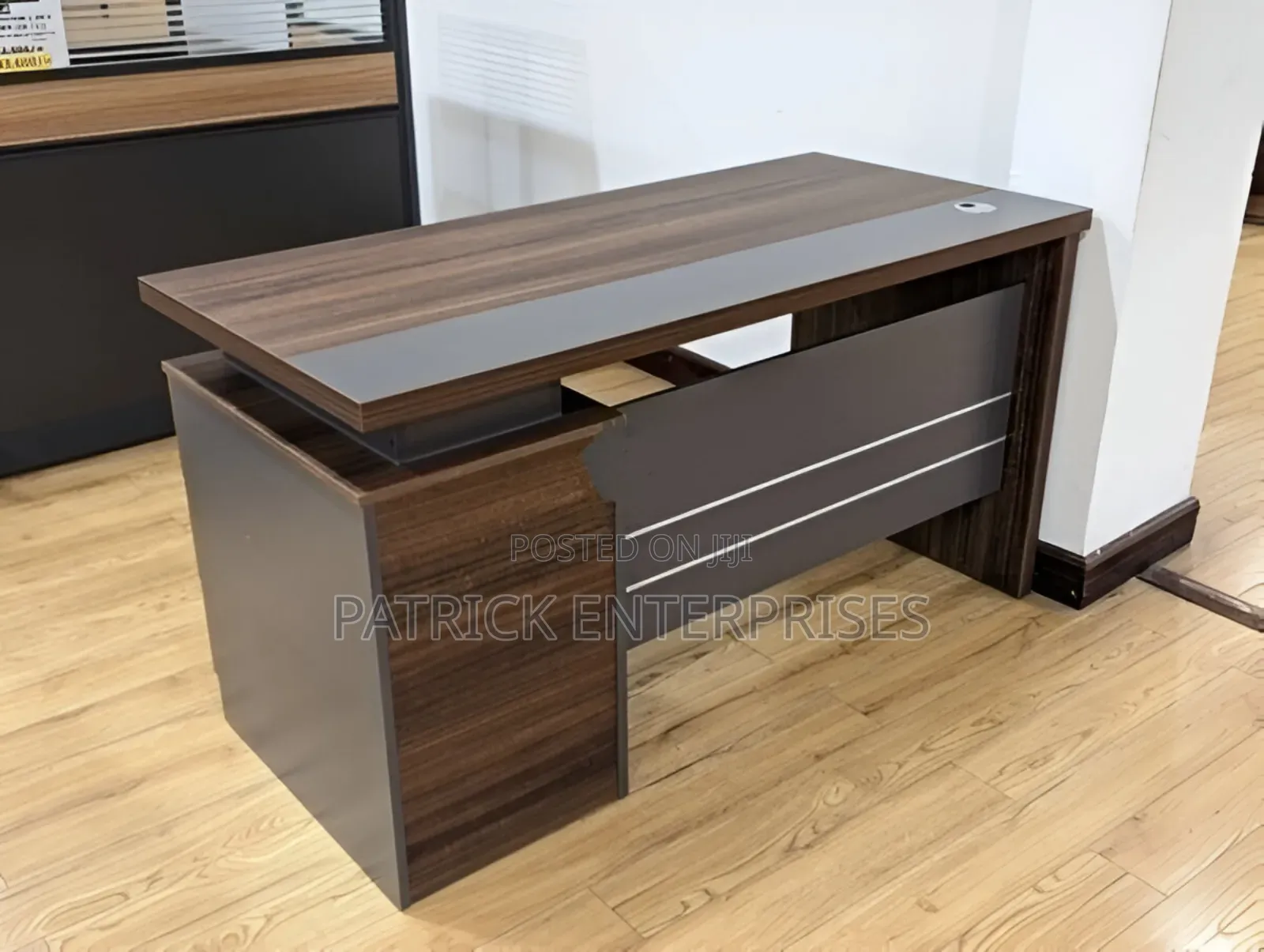 Executive Imported Office/Home Desk 1.4 MTR