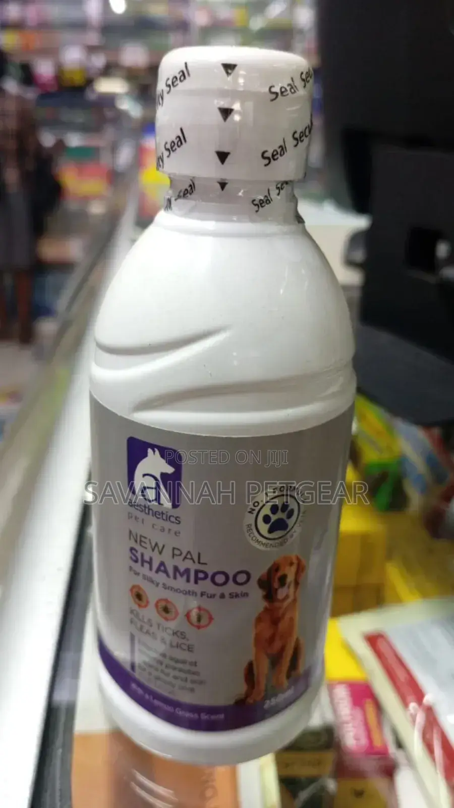 250ml New Pal Dog Cat Pets Shampoo