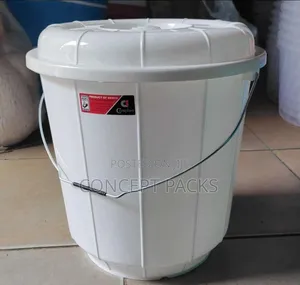 White 20ltr Bucket With Metallic Handle