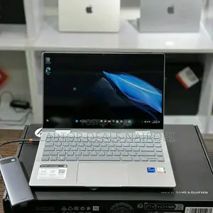 Laptop HP Envy 14 16GB Intel Core I7 SSD 1T