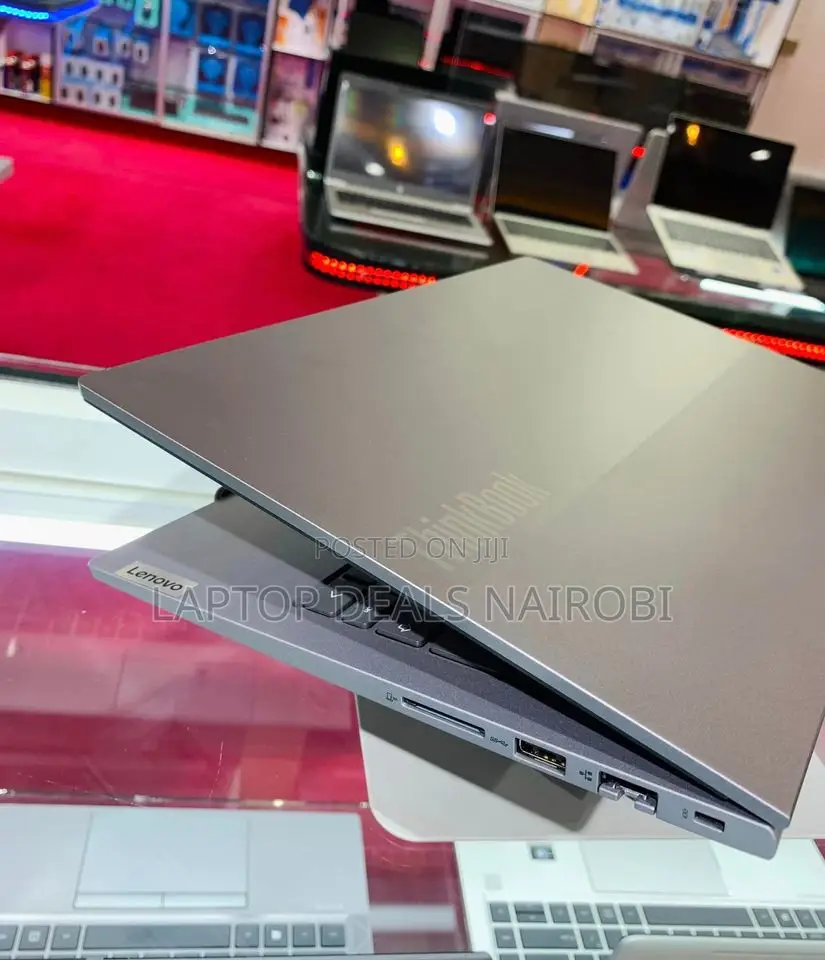 Laptop Lenovo Thinkbook 14 8GB Intel Core I7 SSD 256GB