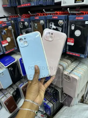 iPhone 14 Plus Silicone Case Matte Simple