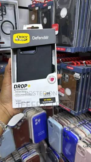 Otterbox Defender iPhone 15 Pro Max Case With Black