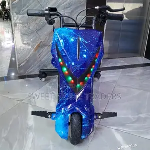 ~ 3 Wheels Drift Scooter~