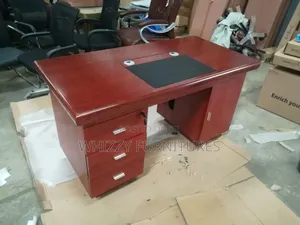 Office Table/Executive Office Desk