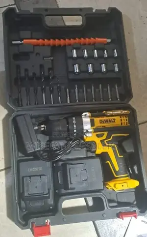 Dewalt Tool Kit With Powerful 21V Cordless Drill * 