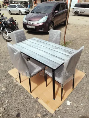 4 Seaters Dinning Set