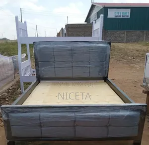 Mocket Bed