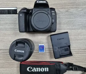Canon Eos 77D With 18-55mm STM