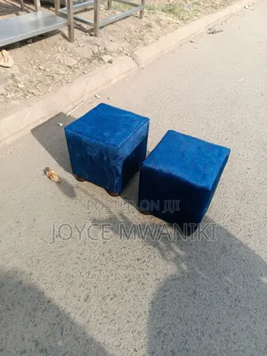 Pedicure Stools, Blue Colour 