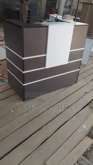 Receptionist Tables 4fts