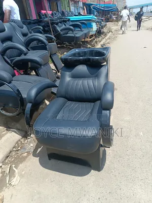 Sink Seat, Black Colour.