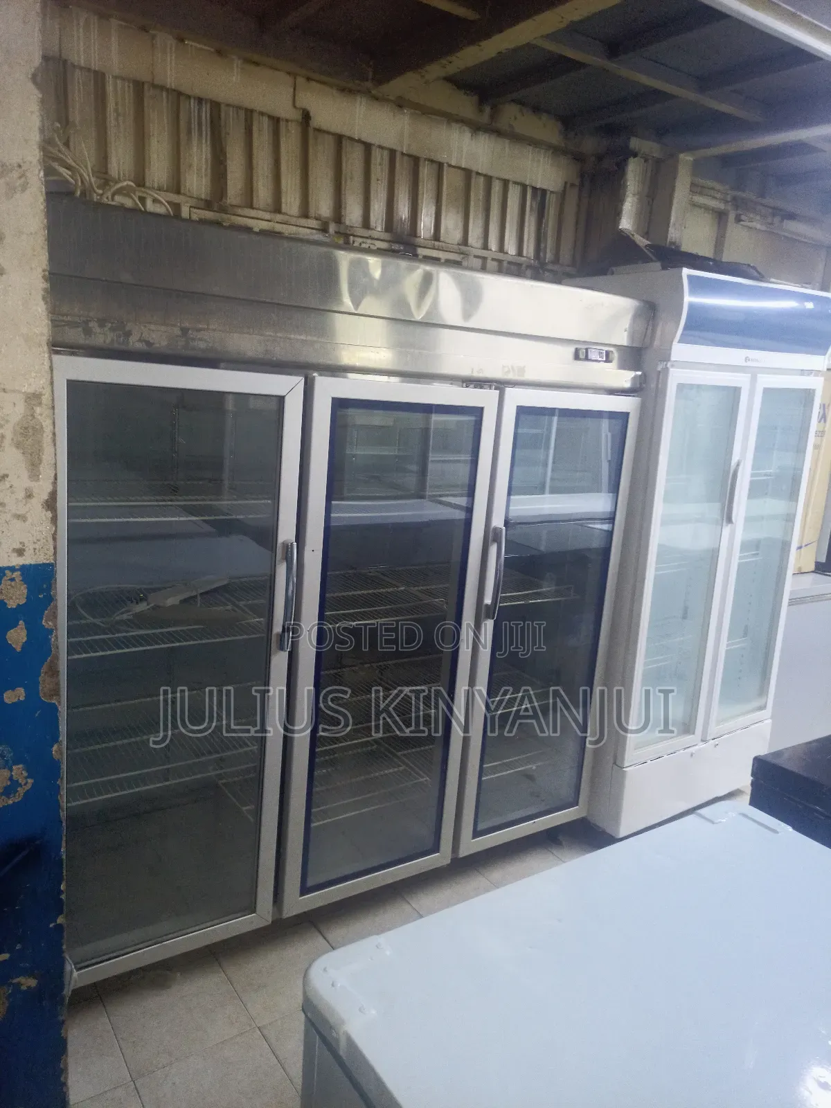 Store Fridge 3 Doors
