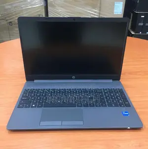 New Laptop HP 250 G8 16GB Intel Core I5 SSD 256GB
