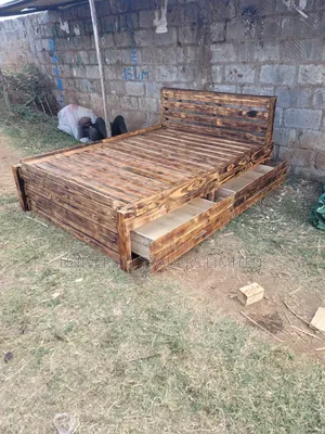 5x6 Pallet Bed With Big Drawers