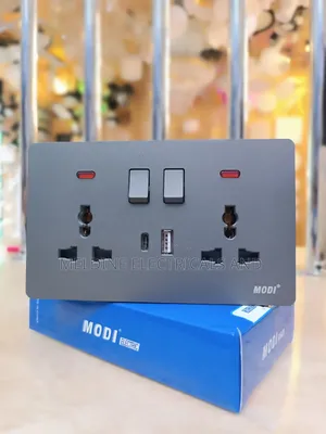 Twin Socket 13A With USB and Type C Charger