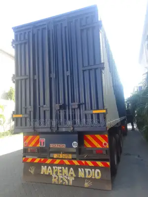 Box Body Trailer at Hand for Logistic Jobs