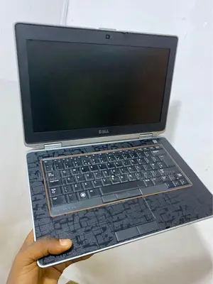 Laptop Dell Latitude E6420 4GB Intel Core I5 HDD 320GB