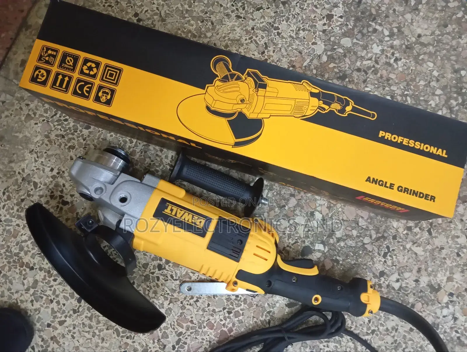 Dewalt Grinder 9inches Machine