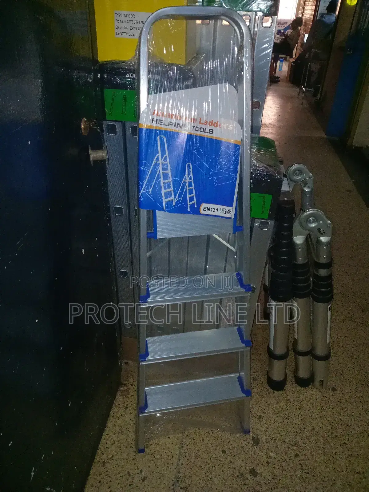 4 Step Foldable Aluminium Ladder