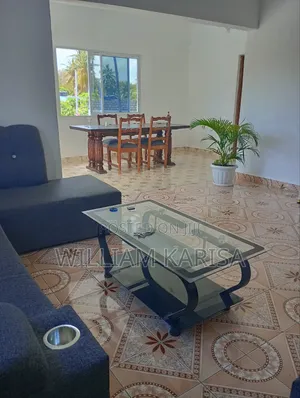 3 Bedrooms to Let
