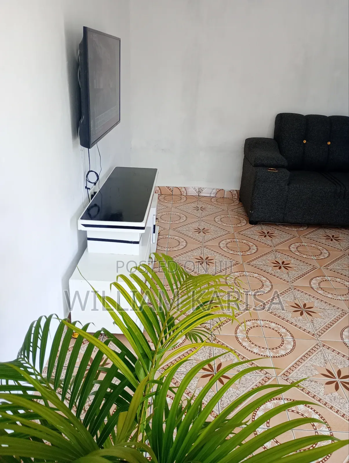 3 Bedrooms to Let