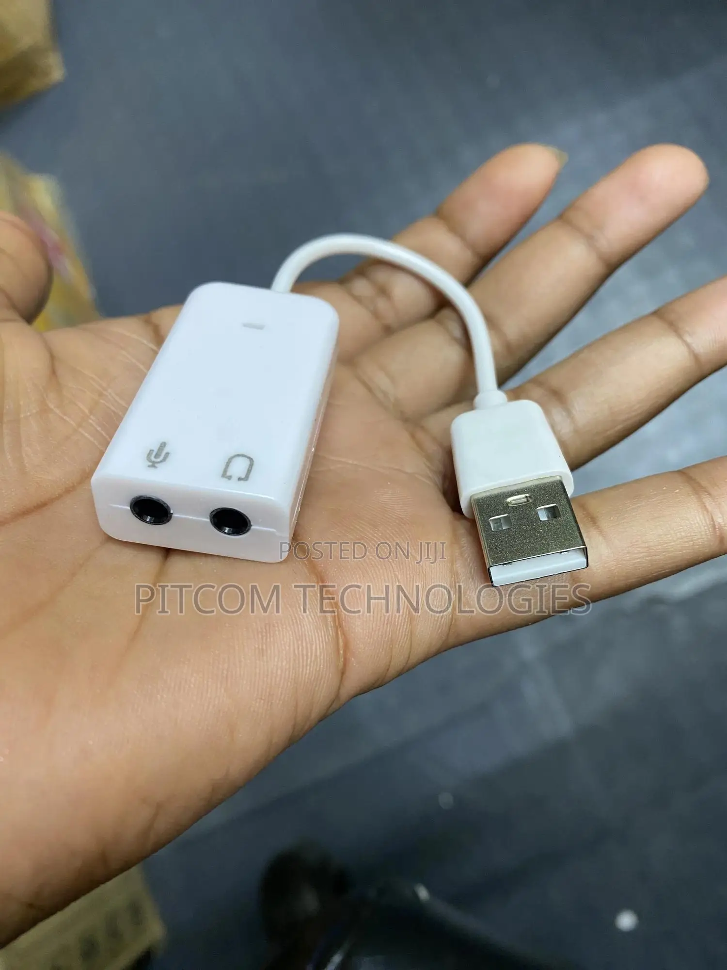 USB Sound Card Adapter