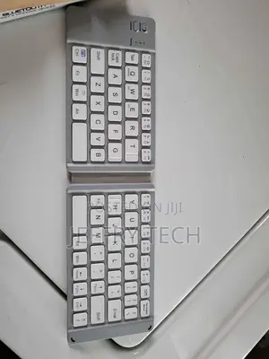 Folding Bluetooth Keyboard! BRAND NEW