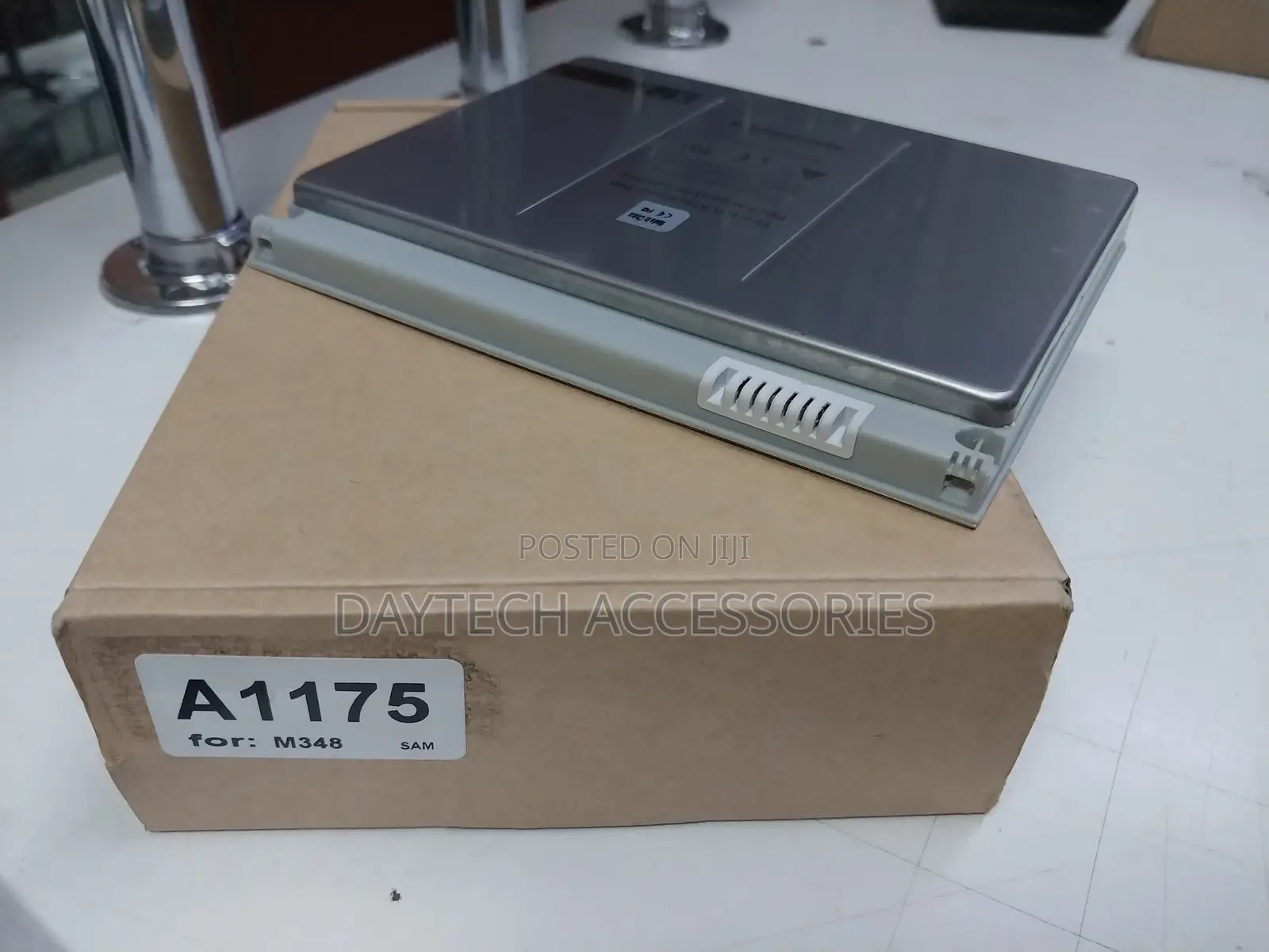 Genuine Original Battery for Apple Macbook Pro 15" A1175 Mac