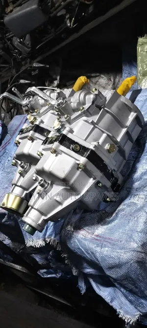 Brand New Zoomax Hiace Shark 5l/3l Gearbox Manual