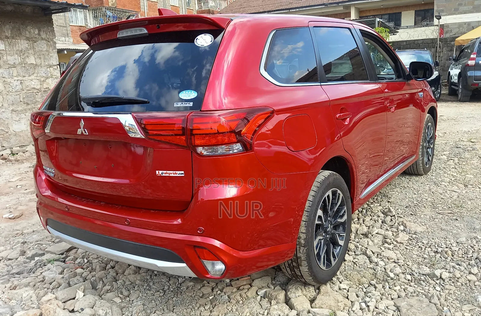 Mitsubishi Outlander 2017 Red