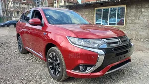 Mitsubishi Outlander 2017 Red