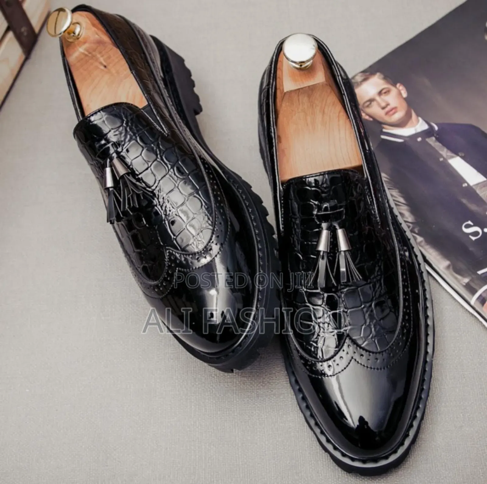  _Classy Leather Casual Shoes