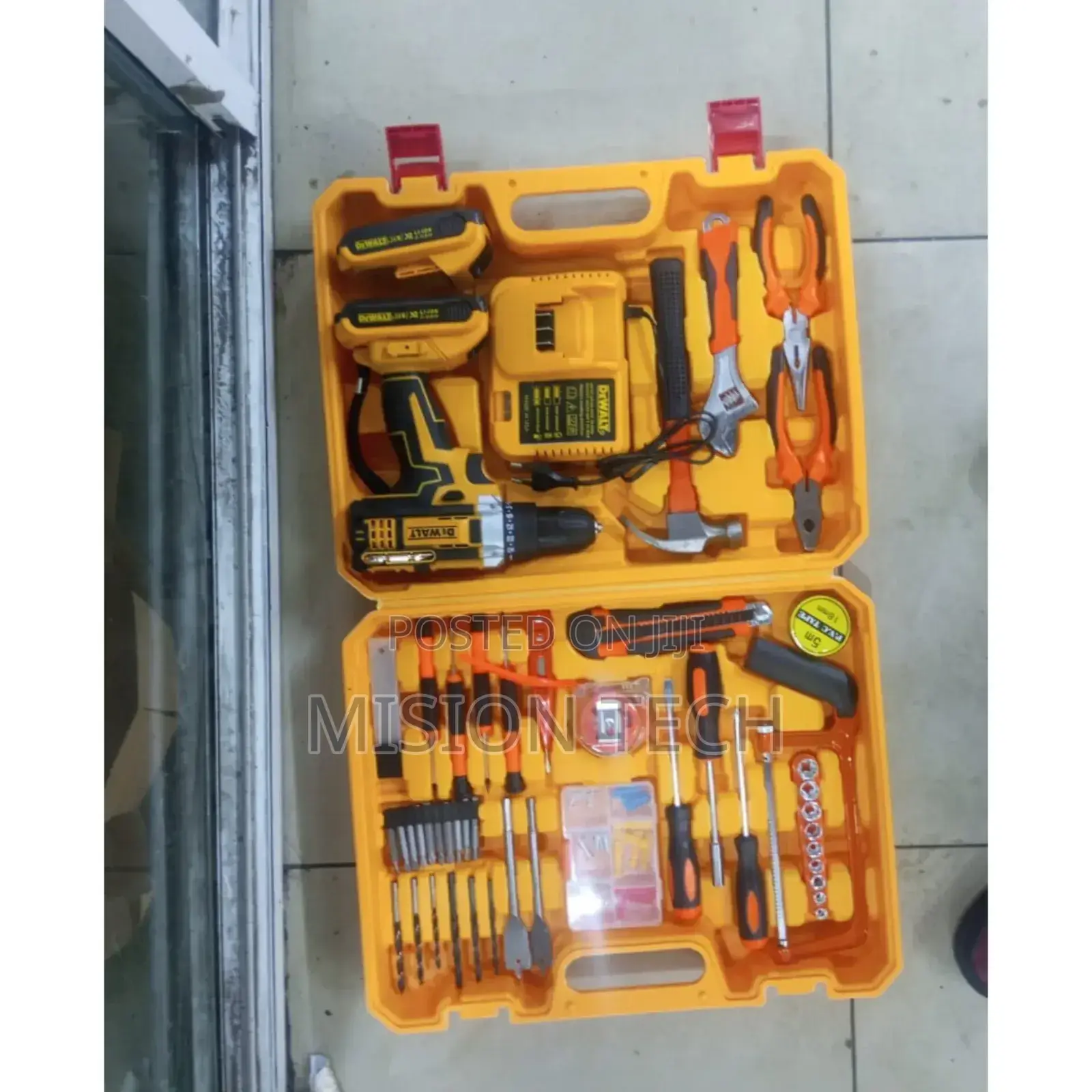 Dewalt Dewalt, 36v Cordless Electric Drill 47pc Tool Set