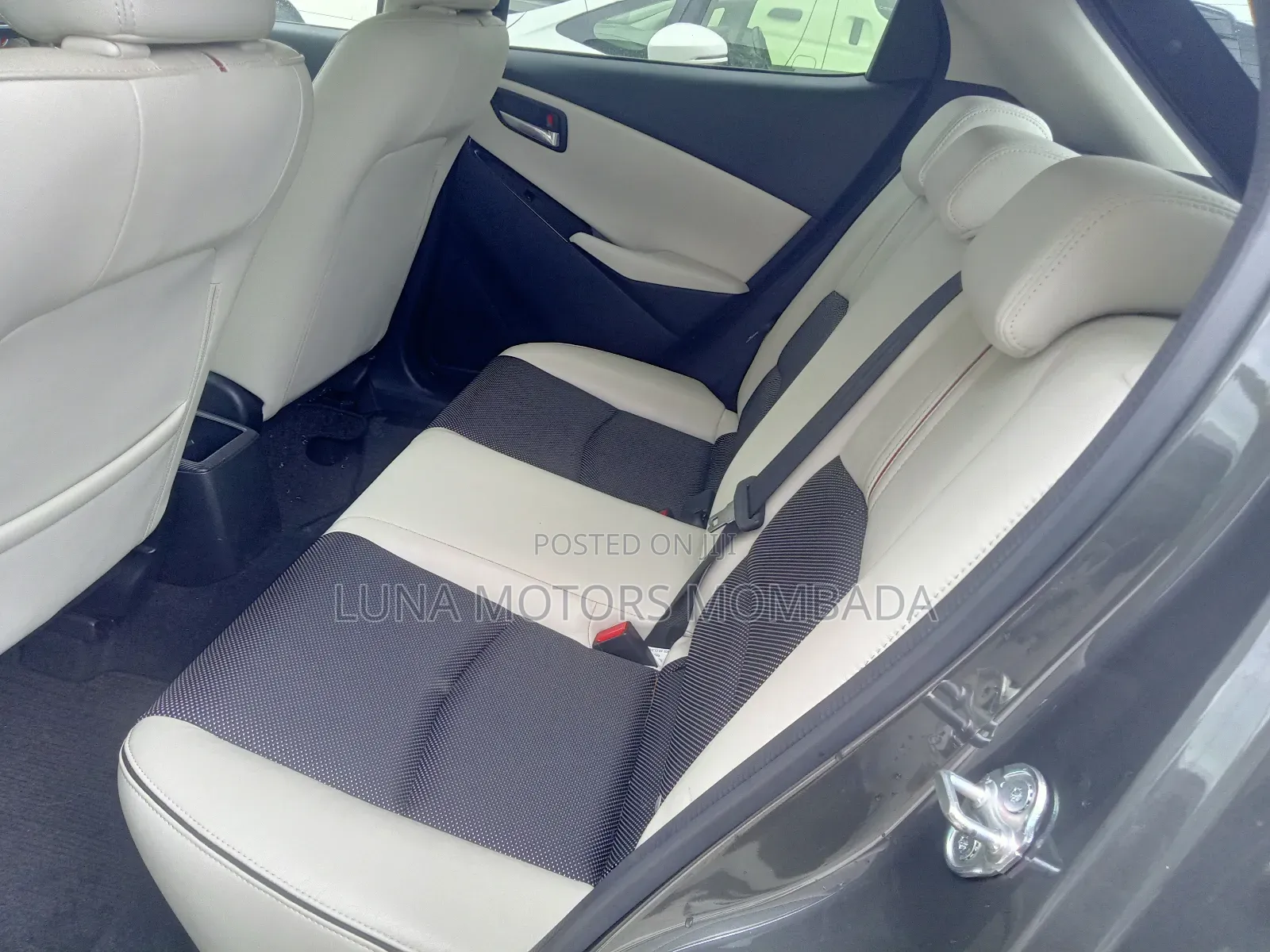 Mazda Demio 2017 Gray