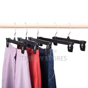 10 Pcs Heavy Duty Hangers With Clip