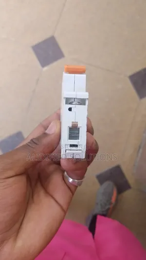 MCB Single Pole 10a,16a,20a,32a< > Costwise Mcbs