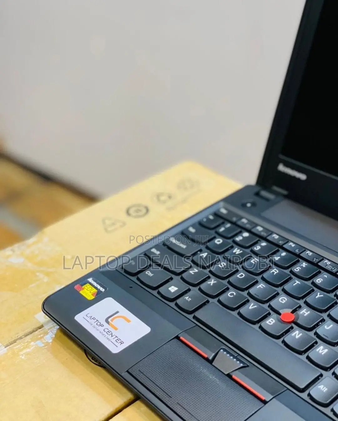 Laptop Lenovo ThinkPad X131e 4GB Intel SSD 128GB