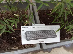 Pebble Keys 2 K380S Logitech Studio Series