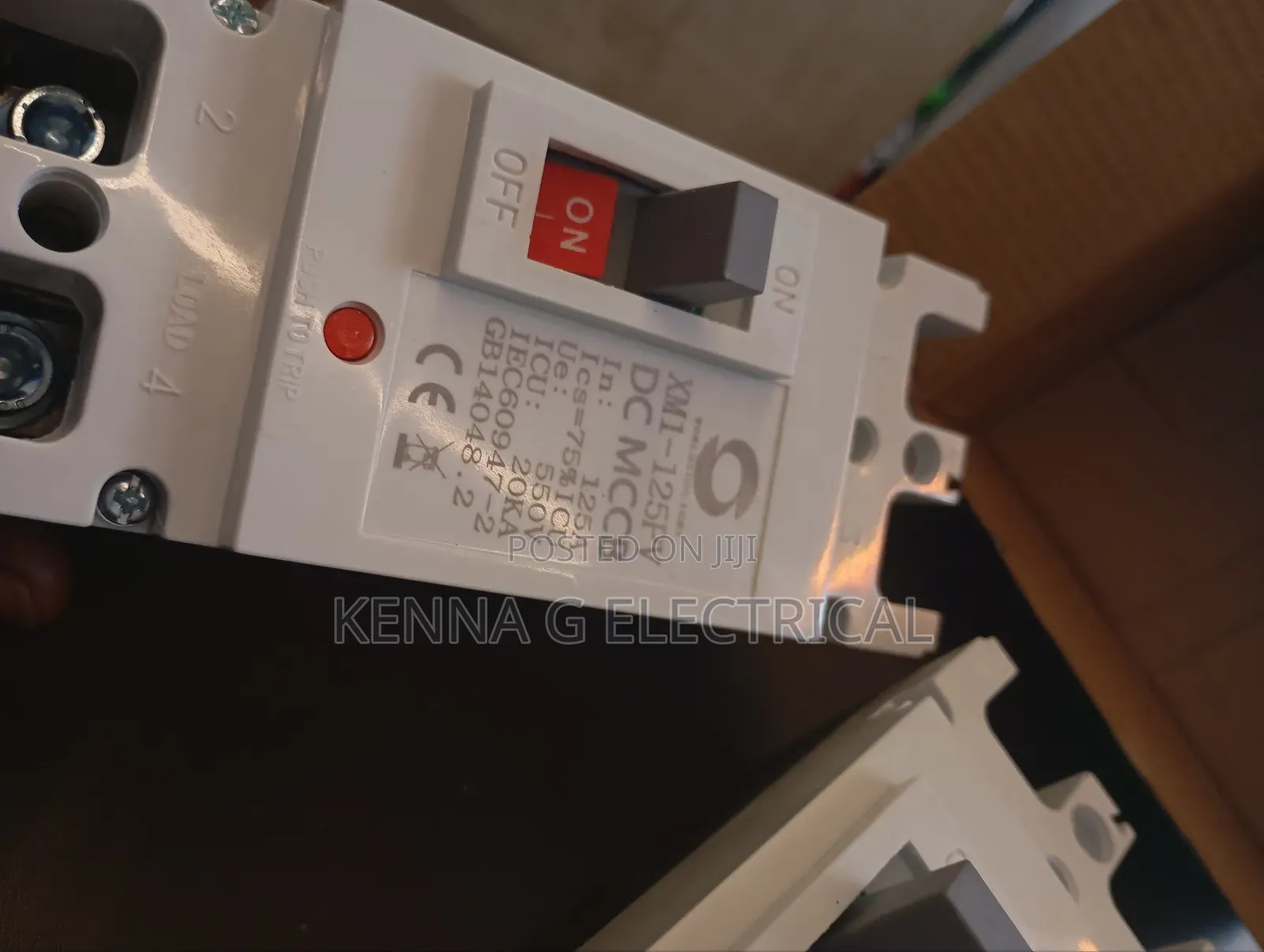 160A Efficient 2P DC McCb Circuit Breaker