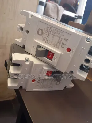 2P DC 600V Solar Power Molded Case Circuit Breaker McCb 160A